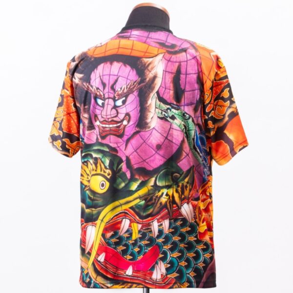 ねぶたTシャツ　入雲龍